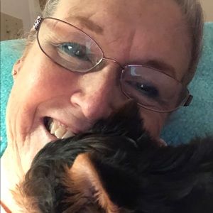 Meet your Posher, Vicki